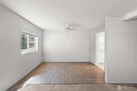 2432 NE Franklin Street Bremerton WA 98310