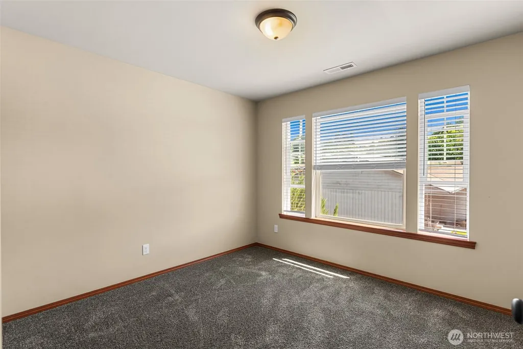 119 NW Porters Court East Wenatchee WA 98802