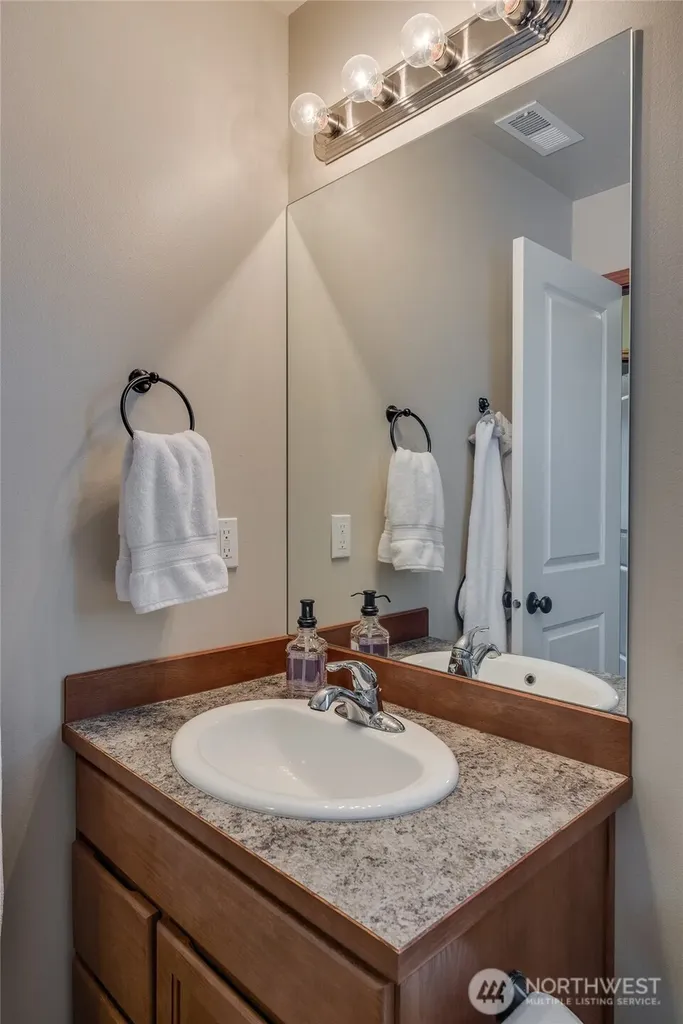 119 NW Porters Court East Wenatchee WA 98802