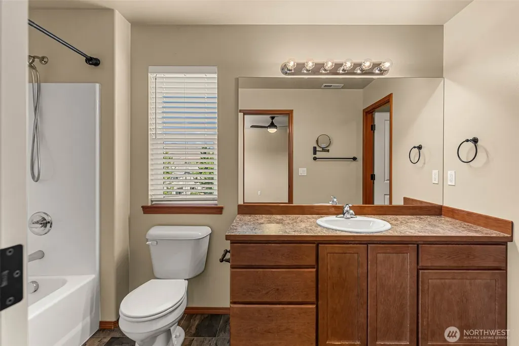 119 NW Porters Court East Wenatchee WA 98802