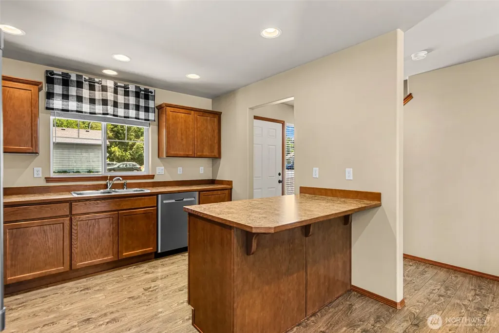119 NW Porters Court East Wenatchee WA 98802