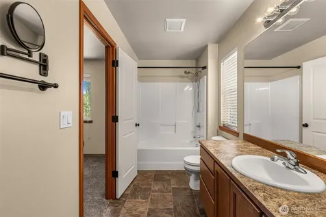 119 NW Porters Court East Wenatchee WA 98802