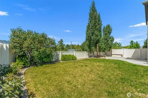 119 NW Porters Court East Wenatchee WA 98802