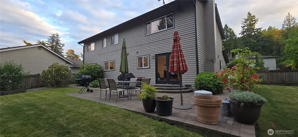 19130 SE 47th Place Issaquah WA 98027