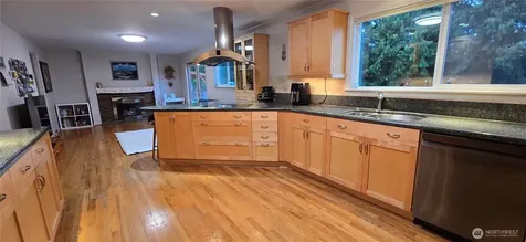 19130 SE 47th Place Issaquah WA 98027