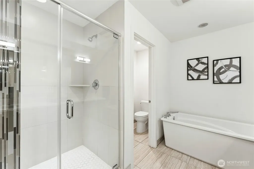 10762 1st Drive Bellevue WA 98004