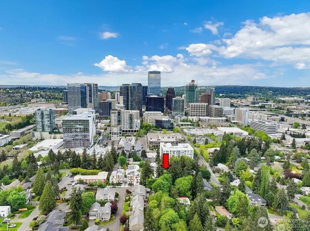 10762 1st Drive Bellevue WA 98004