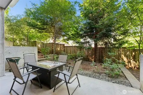 10762 1st Drive Bellevue WA 98004