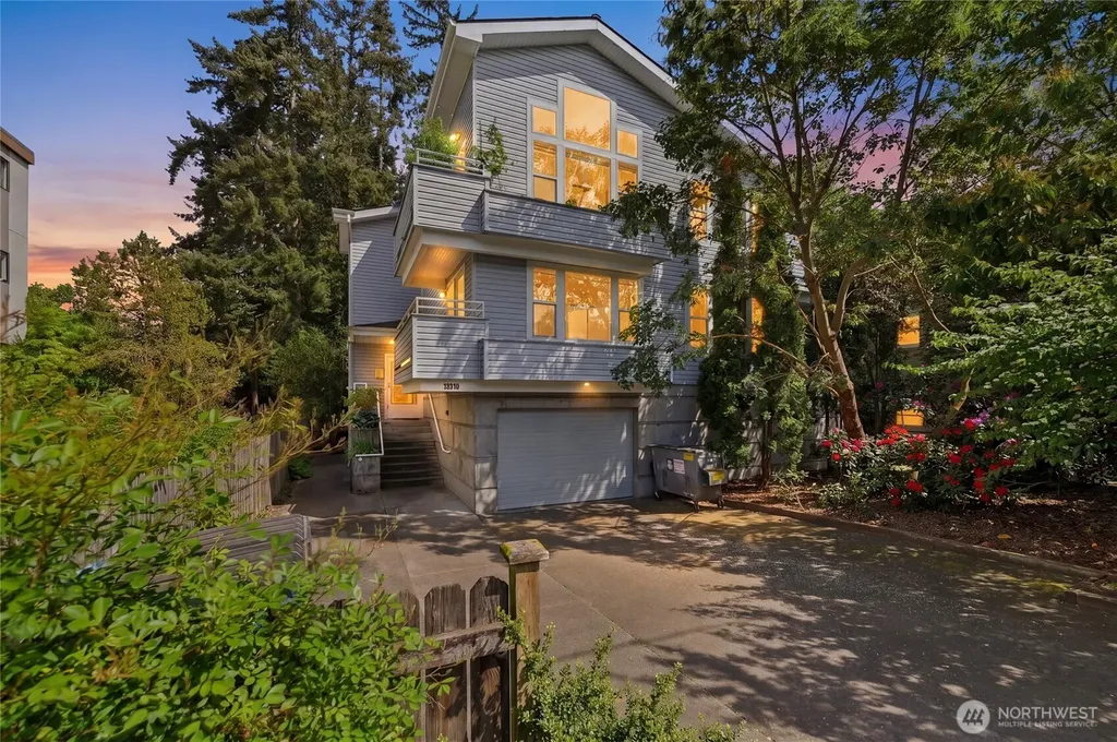 13310 Greenwood Avenue N Seattle WA 98133