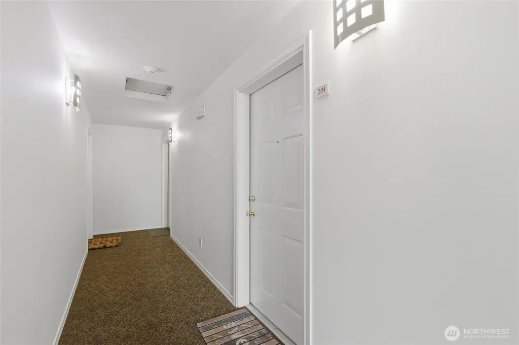 13310 Greenwood Avenue N Seattle WA 98133