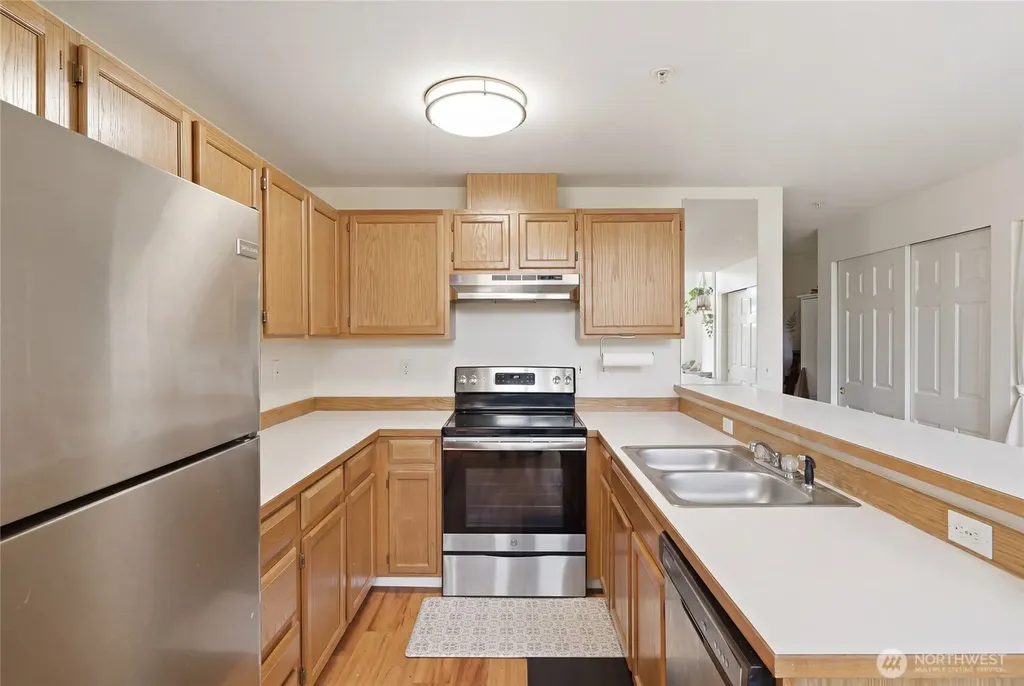 13310 Greenwood Avenue N Seattle WA 98133