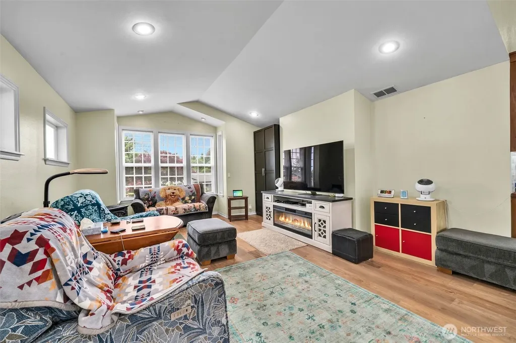 400 Park Place Everett WA 98203