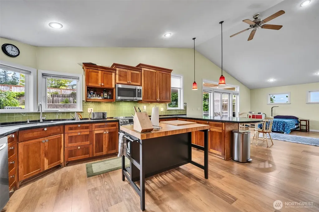400 Park Place Everett WA 98203