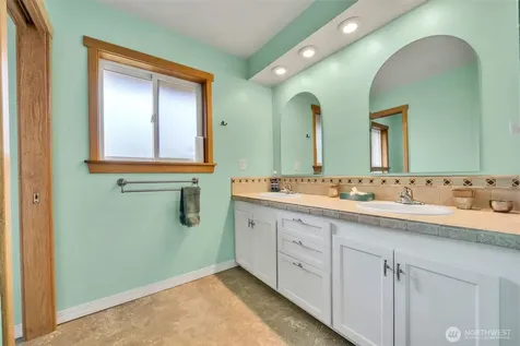 400 Park Place Everett WA 98203