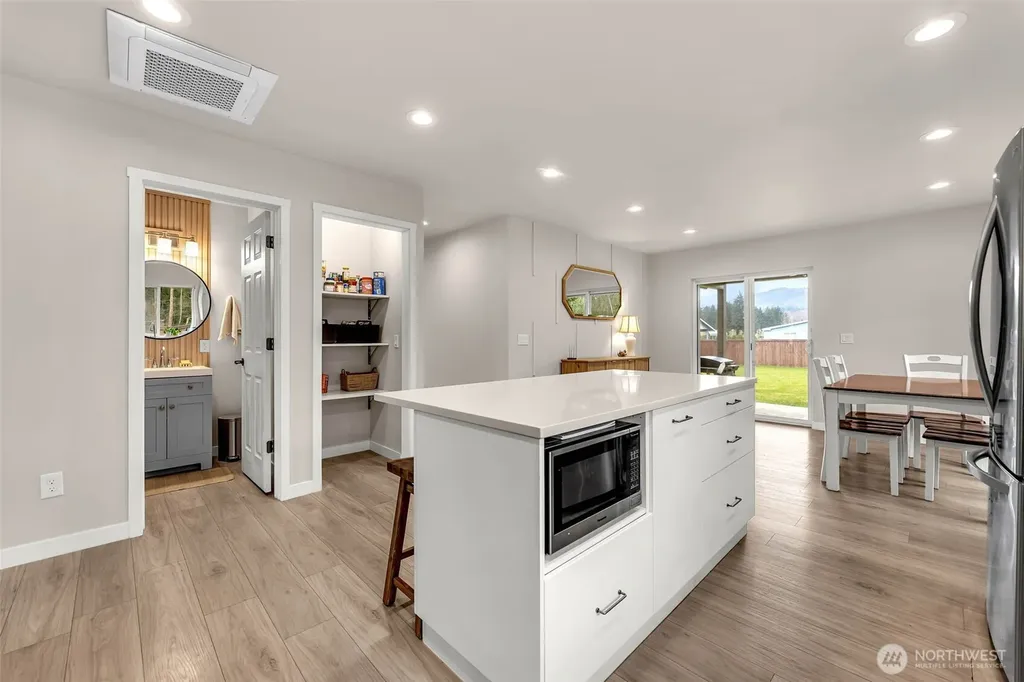 211 W Oak Street Yacolt WA 98675