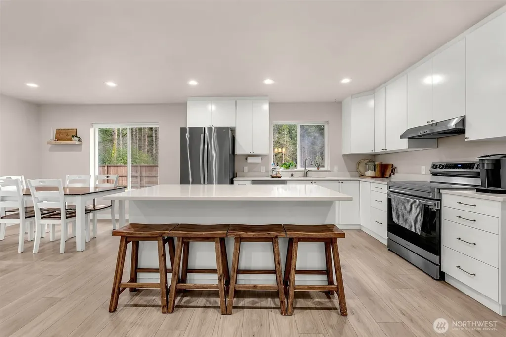 211 W Oak Street Yacolt WA 98675
