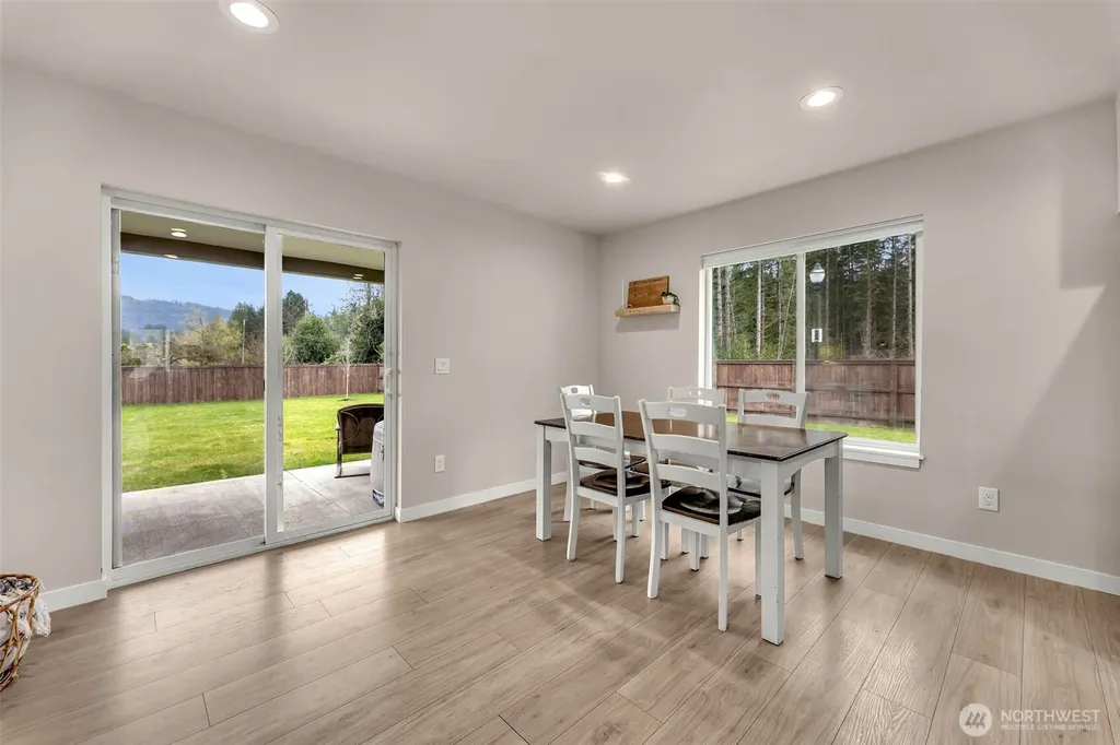 211 W Oak Street Yacolt WA 98675