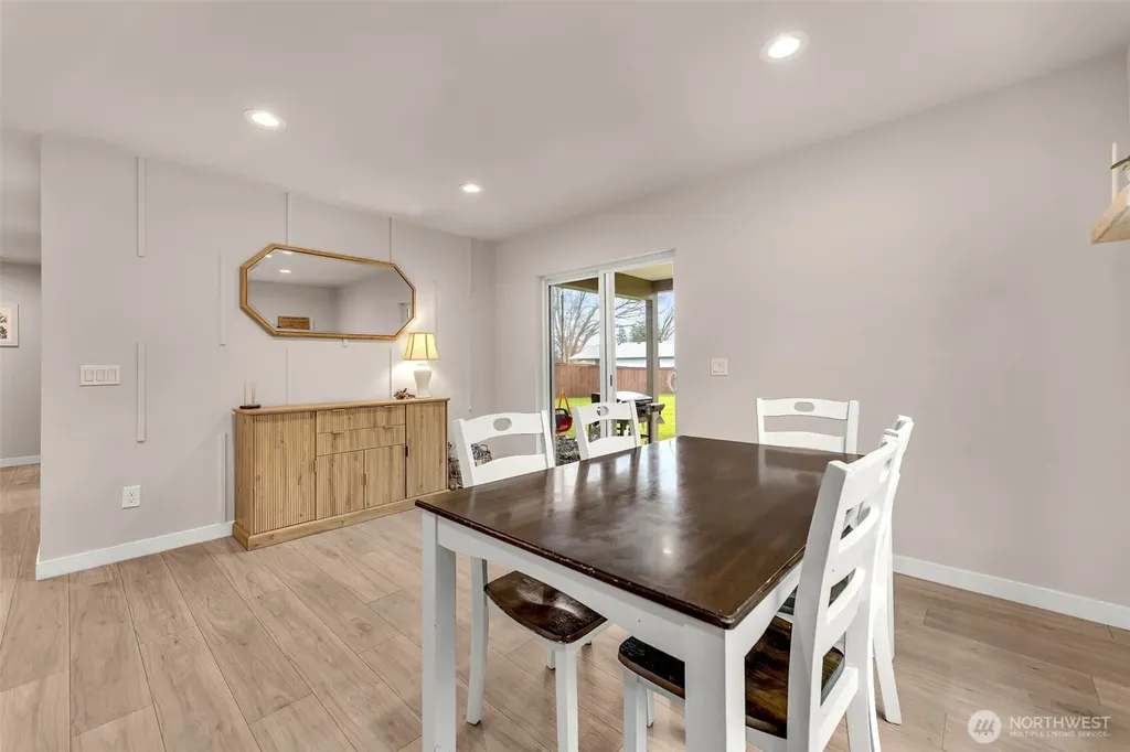 211 W Oak Street Yacolt WA 98675