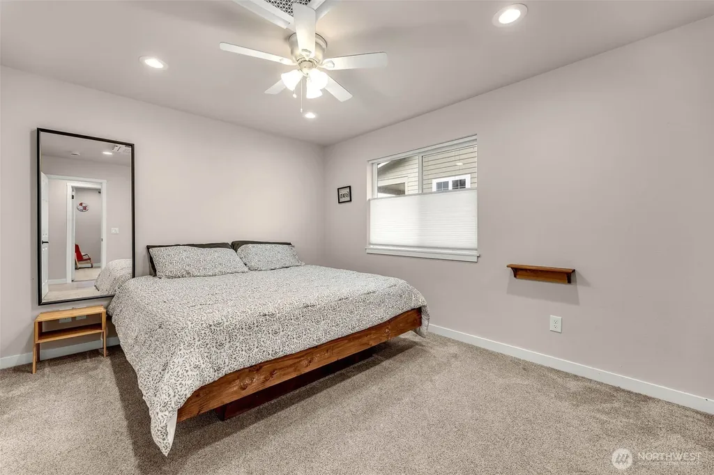 211 W Oak Street Yacolt WA 98675
