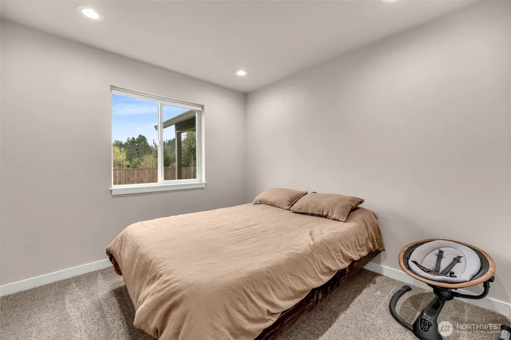 211 W Oak Street Yacolt WA 98675
