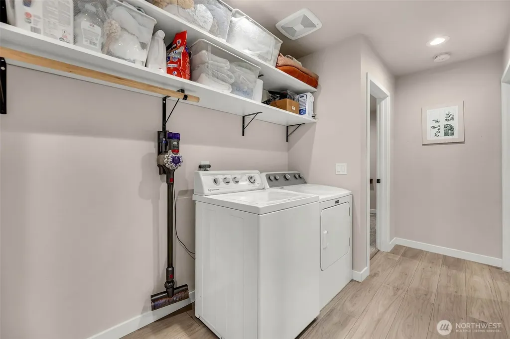 211 W Oak Street Yacolt WA 98675