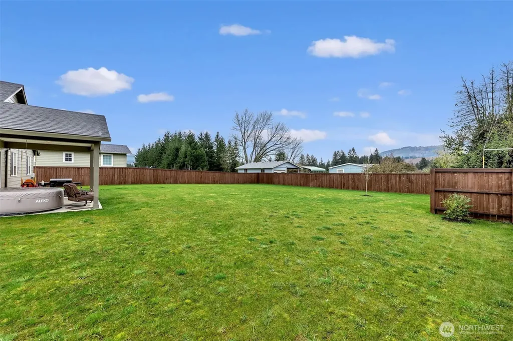 211 W Oak Street Yacolt WA 98675