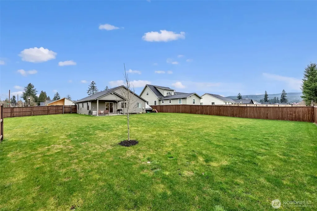 211 W Oak Street Yacolt WA 98675