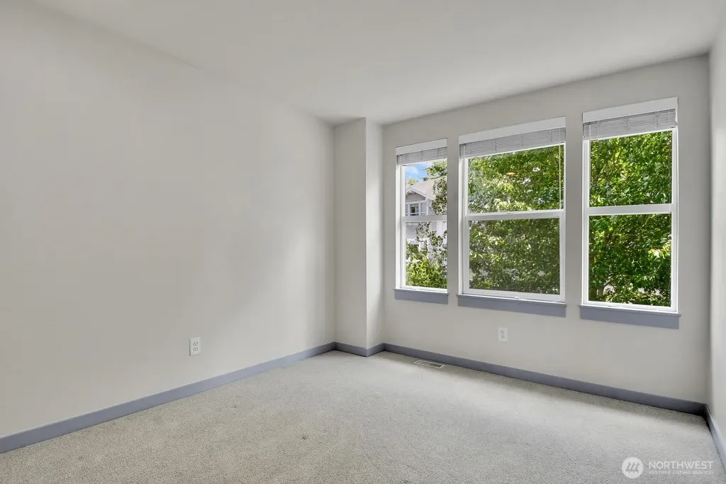 2680 139th Avenue SE Bellevue WA 98005