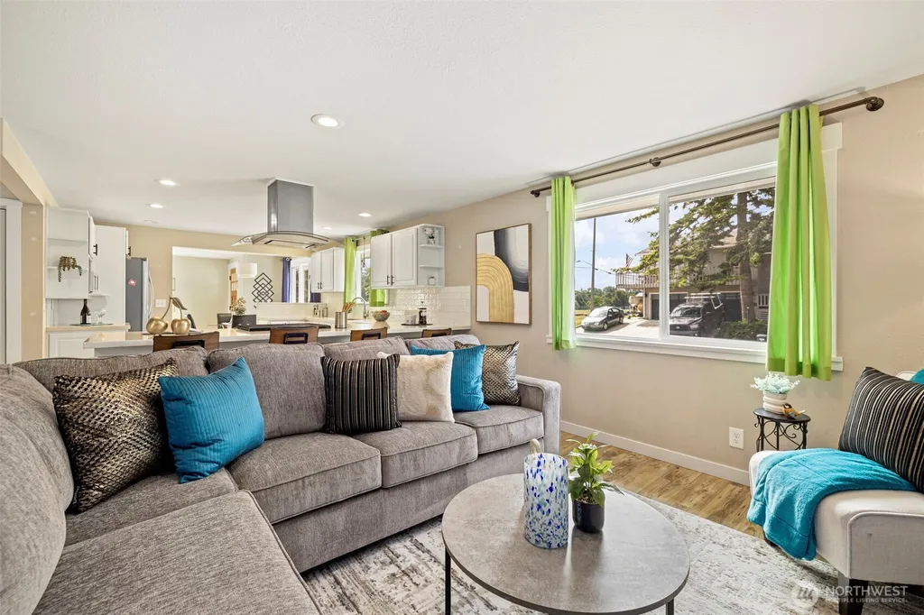 1206 SW Myrtle Street Seattle WA 98106