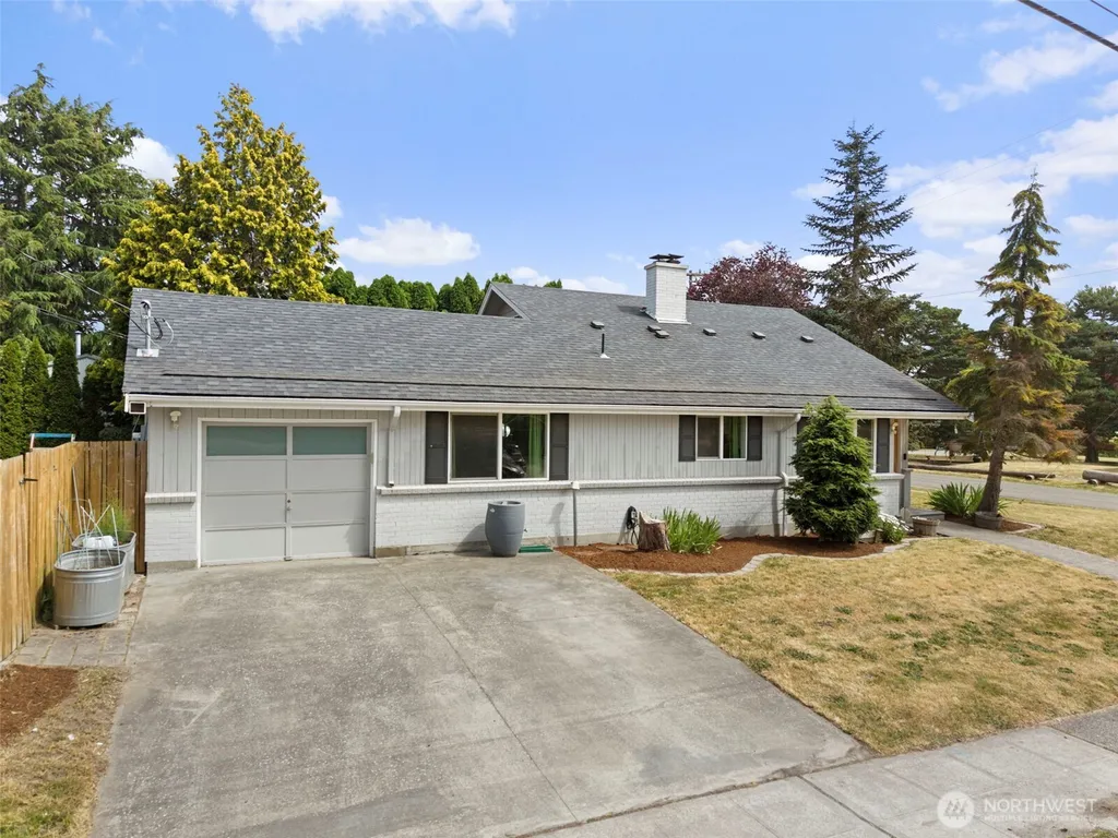 1206 SW Myrtle Street Seattle WA 98106