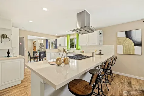1206 SW Myrtle Street Seattle WA 98106
