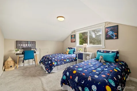 1206 SW Myrtle Street Seattle WA 98106