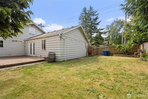 1206 SW Myrtle Street Seattle WA 98106