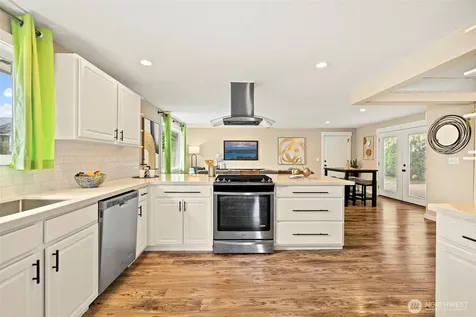 1206 SW Myrtle Street Seattle WA 98106