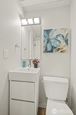 1206 SW Myrtle Street Seattle WA 98106