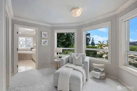 1610 8th Street W Kirkland WA 98033