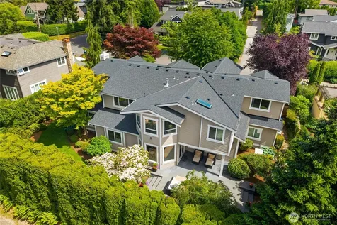 1610 8th Street W Kirkland WA 98033