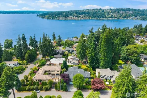1610 8th Street W Kirkland WA 98033