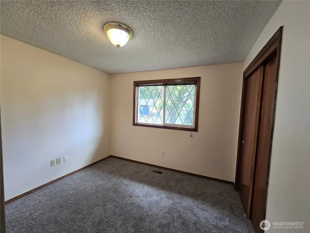 15004 NE 46th Street Court Vancouver WA 98682