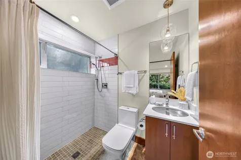 2645 NW 63rd Street Seattle WA 98107