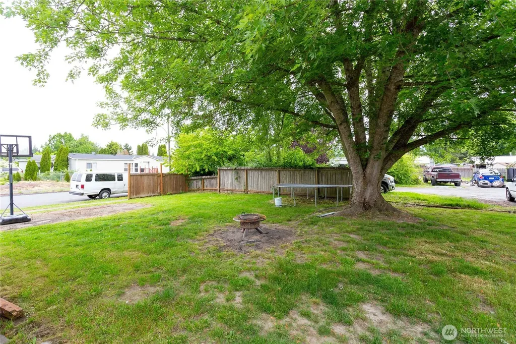 1706 N 32nd Place Mount Vernon WA 98273