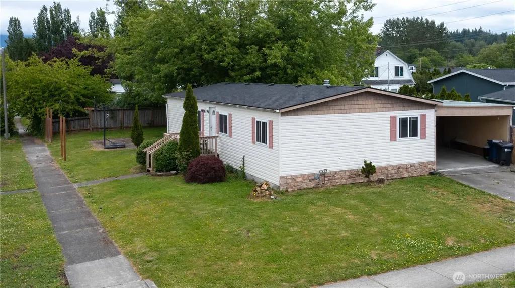 1706 N 32nd Place Mount Vernon WA 98273