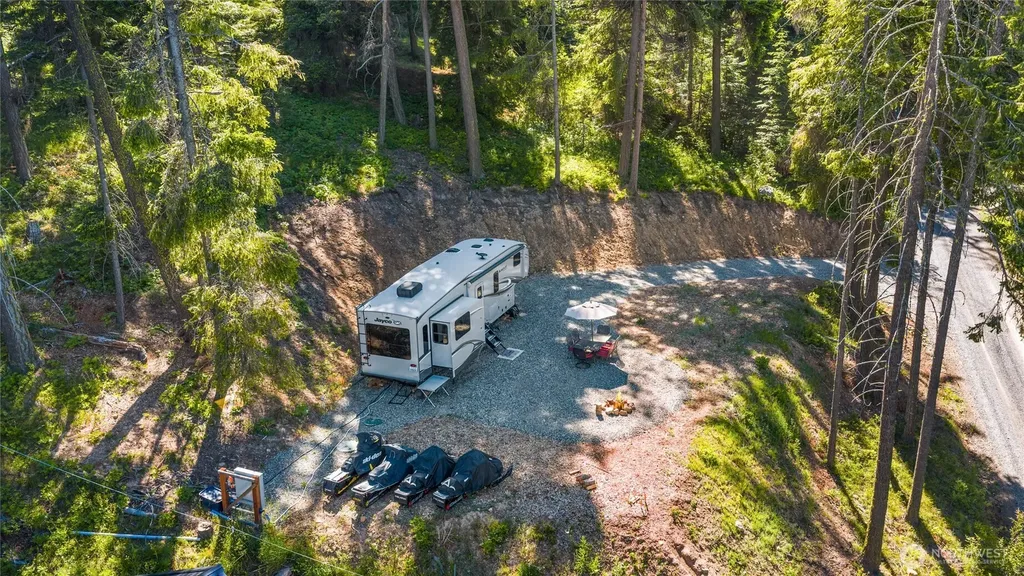 180 Horse Heaven Road Cle Elum WA 98922