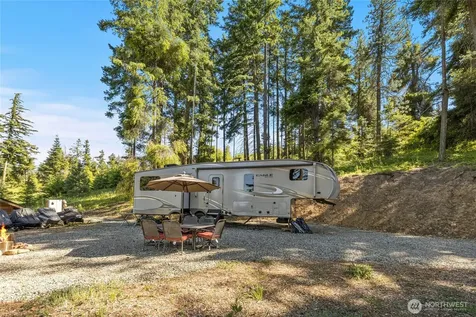 180 Horse Heaven Road Cle Elum WA 98922