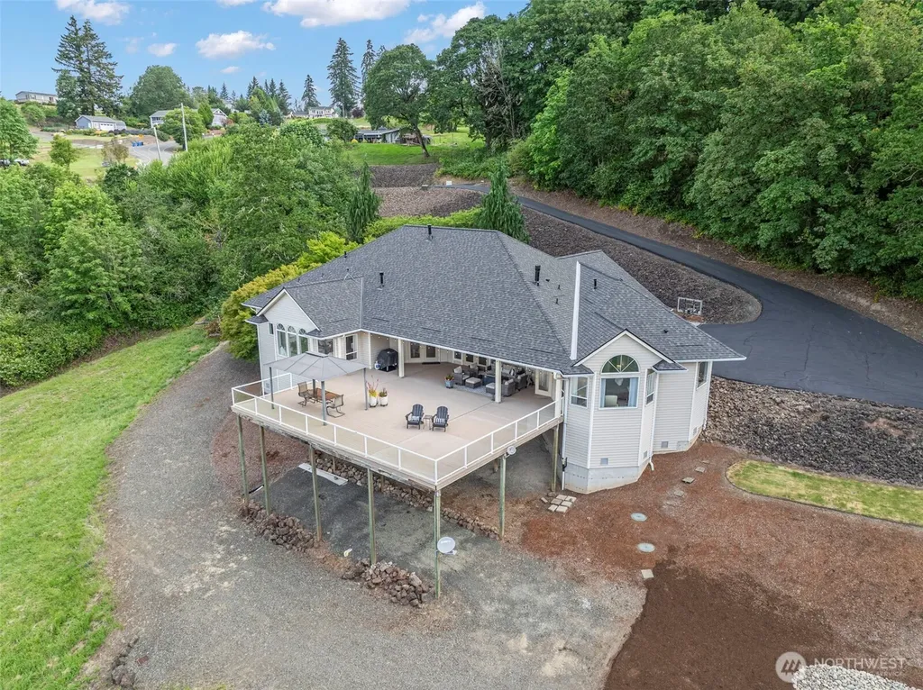 295 Lane Road Woodland WA 98674