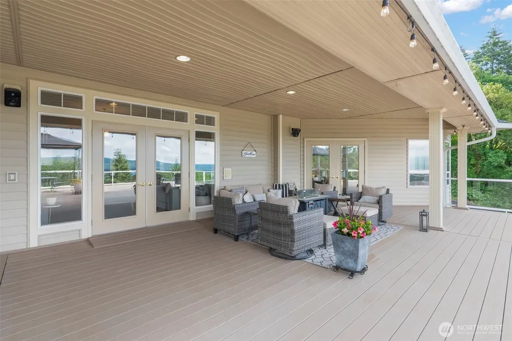 295 Lane Road Woodland WA 98674