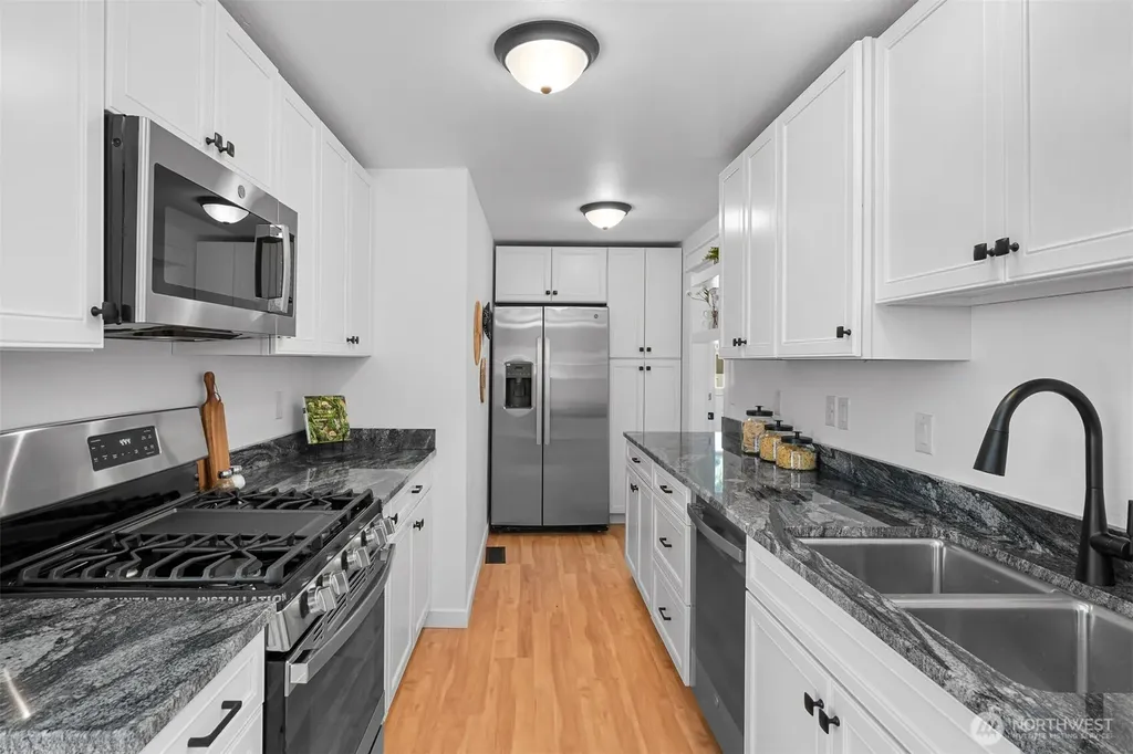 407 Cashmere Lane Everson WA 98247