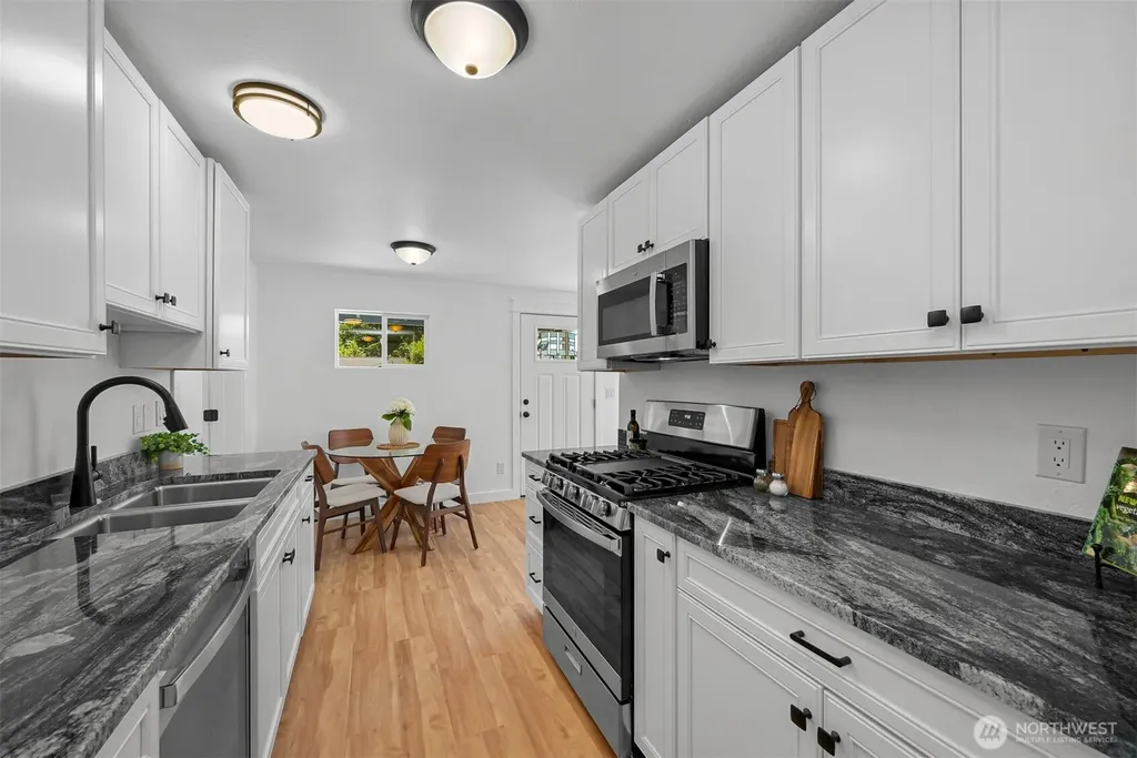 407 Cashmere Lane Everson WA 98247