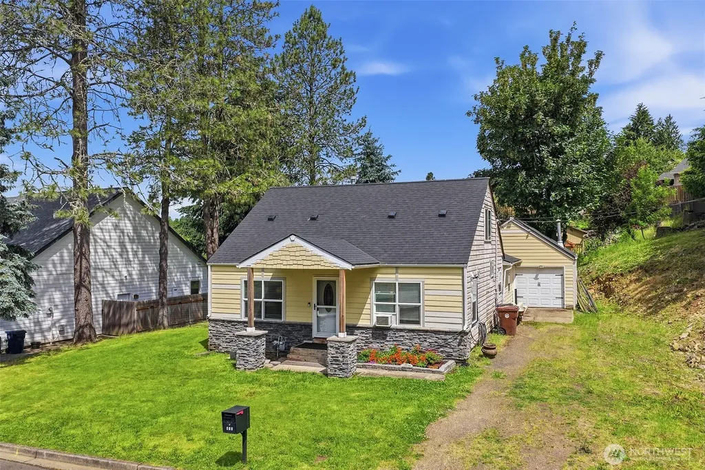 415 NE 39th Avenue Camas WA 98607