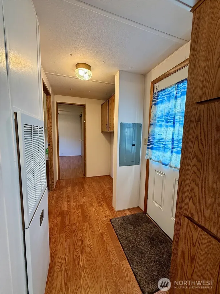 298 5th Street NW Long Beach WA 98631